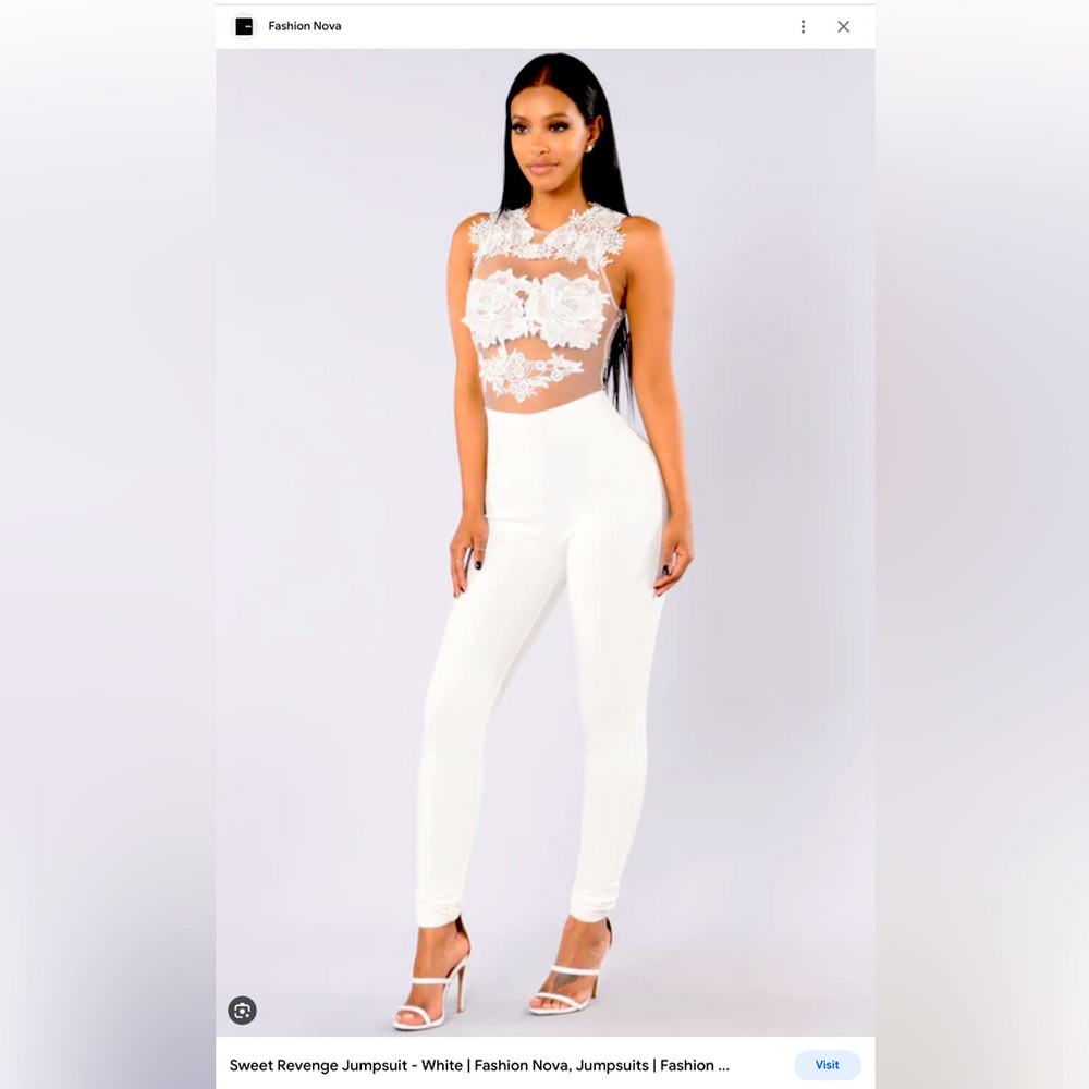 White lace jumpsuit! Size medium, fits TTS. Tags still on.